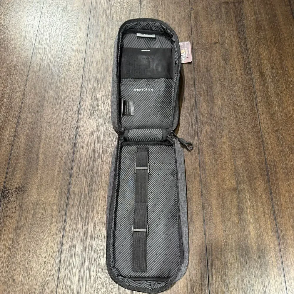 SWISS + GEAR Toiletries Convertible Hanging Hook Bag Heather Gray 11''x 6''x 3''
